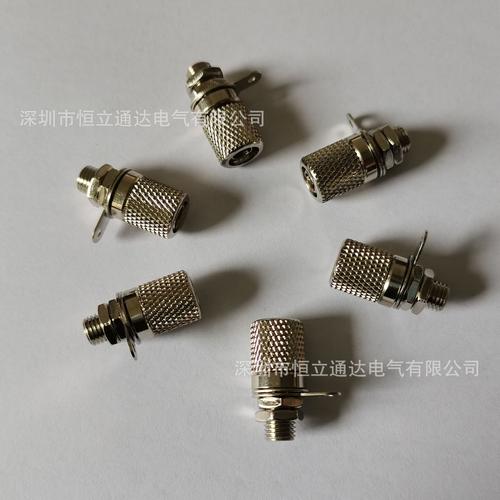 台湾新进SCI金属接线柱R1 电源连接器中的精密接地典范